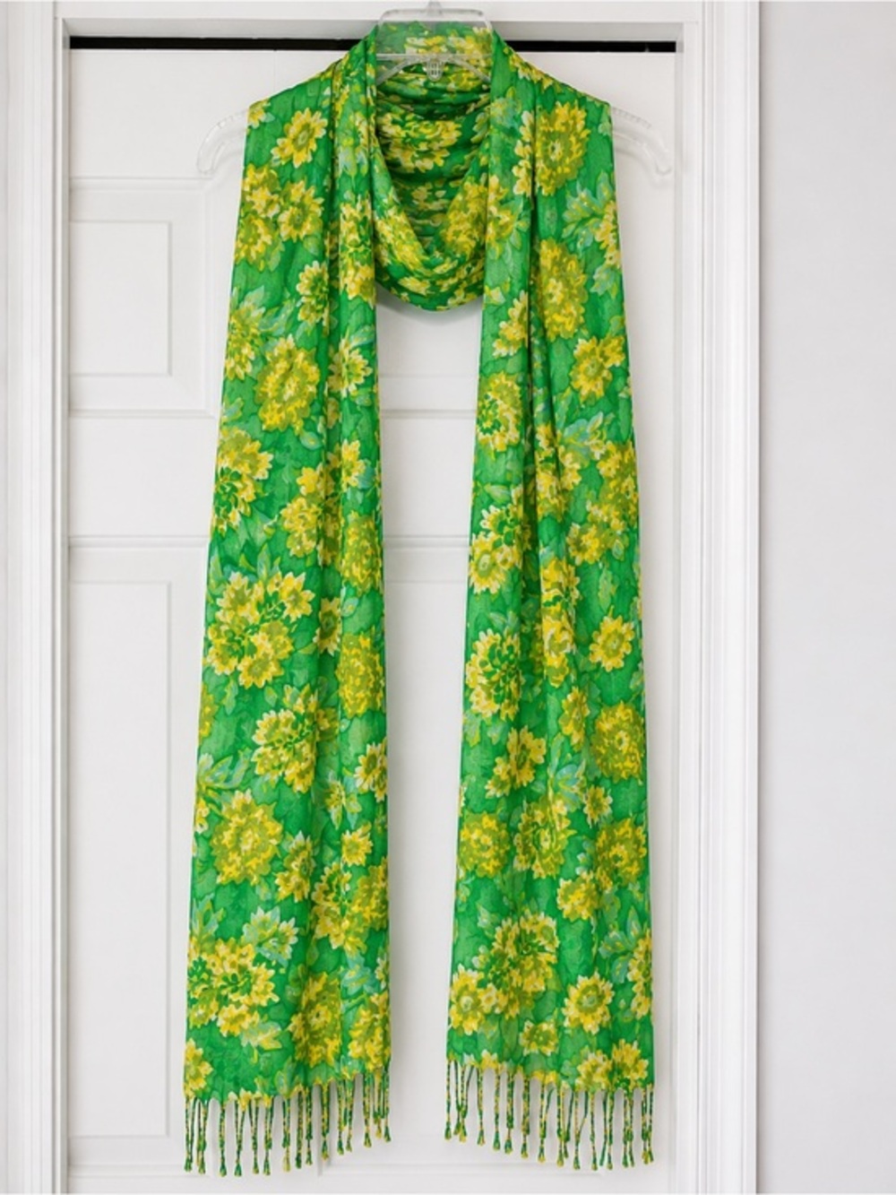 Spring Meadow Yellow Flower Print Scarf Pashmina Wrap Summer EUC 30" x 83" #2438